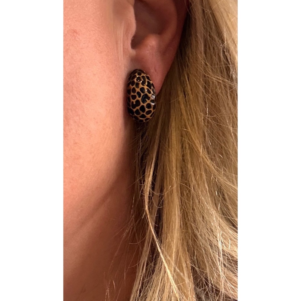 Kenneth Jay Lane Vintage Black Gold Animal Print Bangle & Clip Earrings Set - Picture 3 of 7
